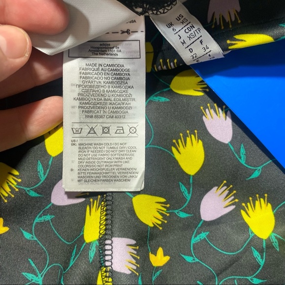 Adidas Originals AOP Multi Colored Floral Cycling Woman’s Shorts Tights NWT XS - Picture 12 of 15
